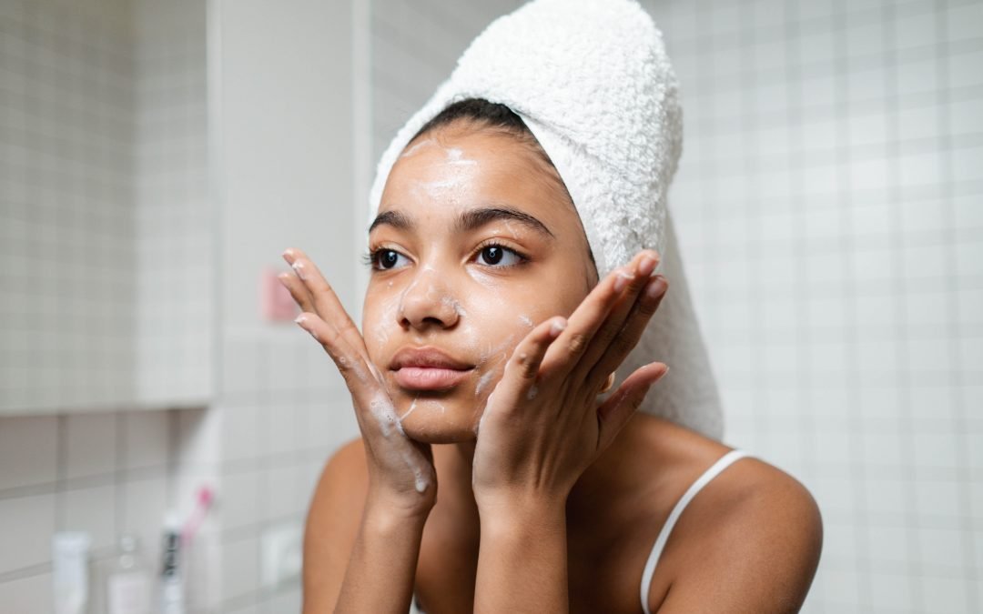 This Is How You Clear Hormonal Acne