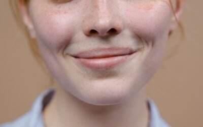 3 Habits That Help My Clients Clear Their Acne Long Term